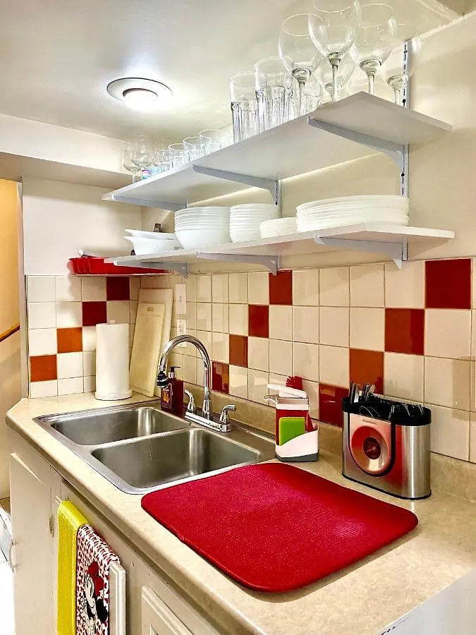 Cozy Private Room With Shared Bathroom On The 1St Floor - Conveniently Located Near Seatac Airport And Downtown Seattle