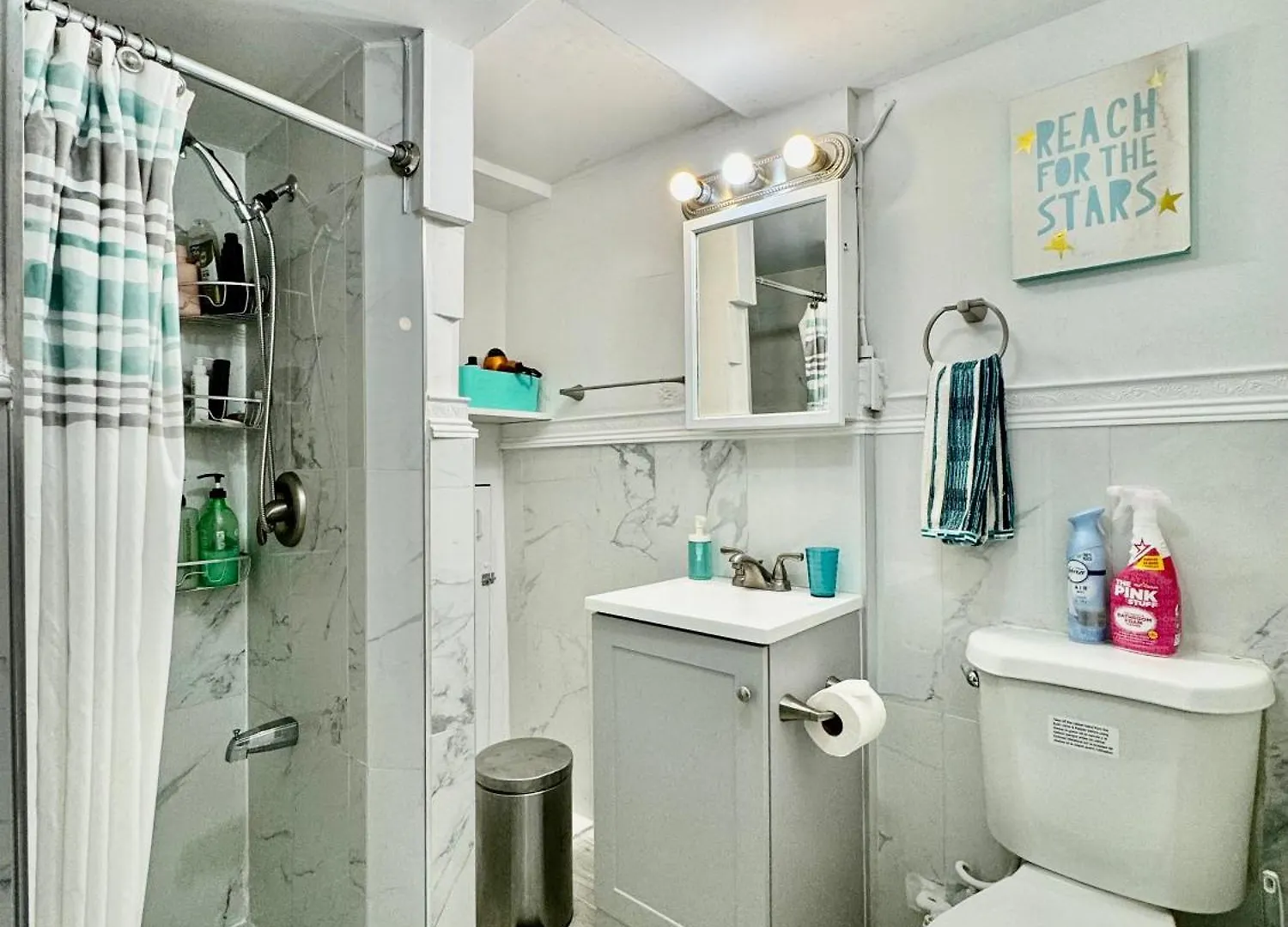 Cozy Private Room With Shared Bathroom On The 1St Floor - Conveniently Located Near Seatac Airport And Downtown Seattle Homestay